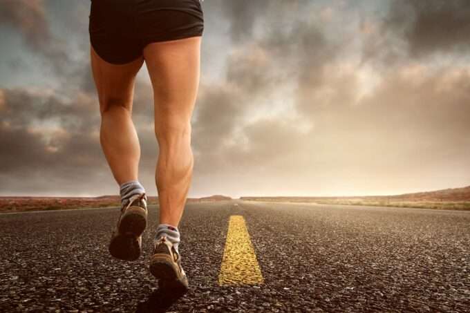 Running towards the horizon picture as a metaphore for the excercise of deepening